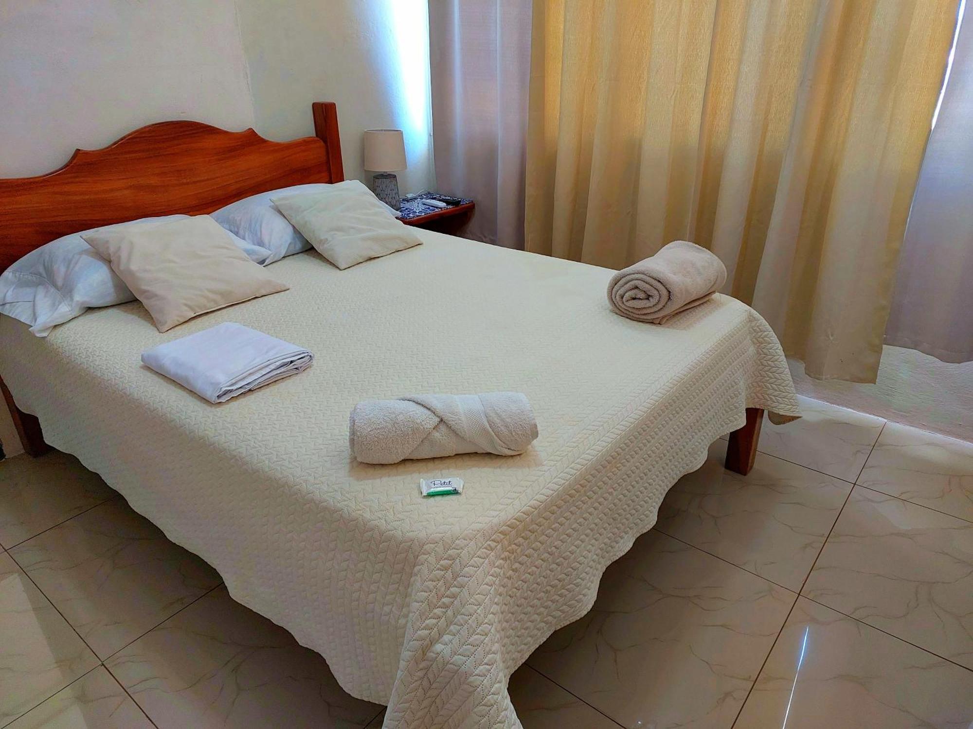 Casa Equipada En El Centro De Puntarenas Villa Esterno foto